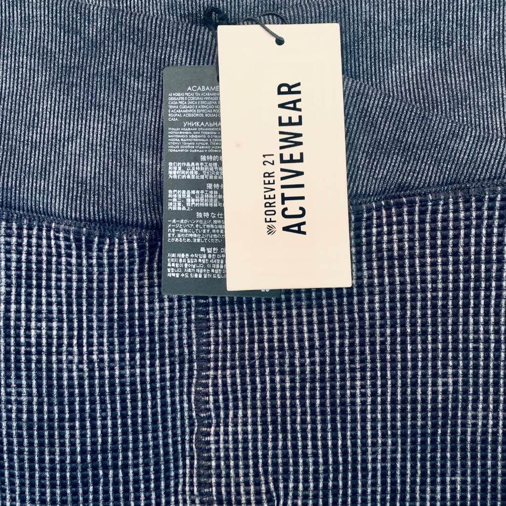 FOREVER 21 Activewear Textured High Rise Leggings - V Front Size L NWT - Picture 2 of 7